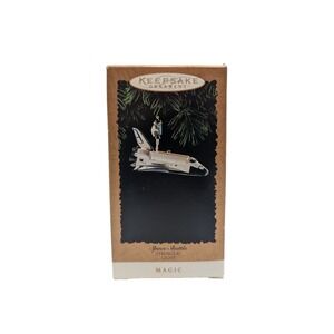 Hallmark‎ Keepsake NASA Space Shuttle Stringer Ornament 1995